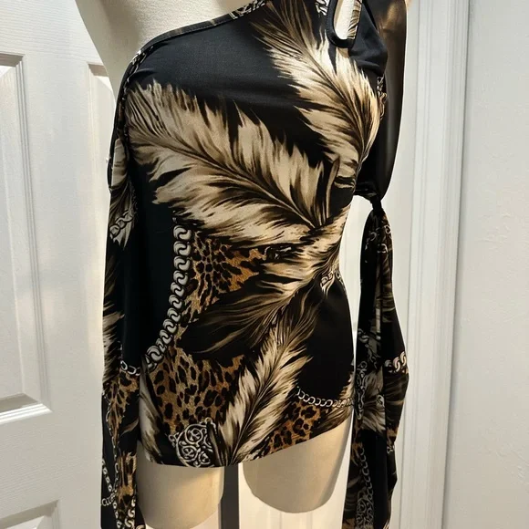 Cute Safari top - Picture 1 of 3